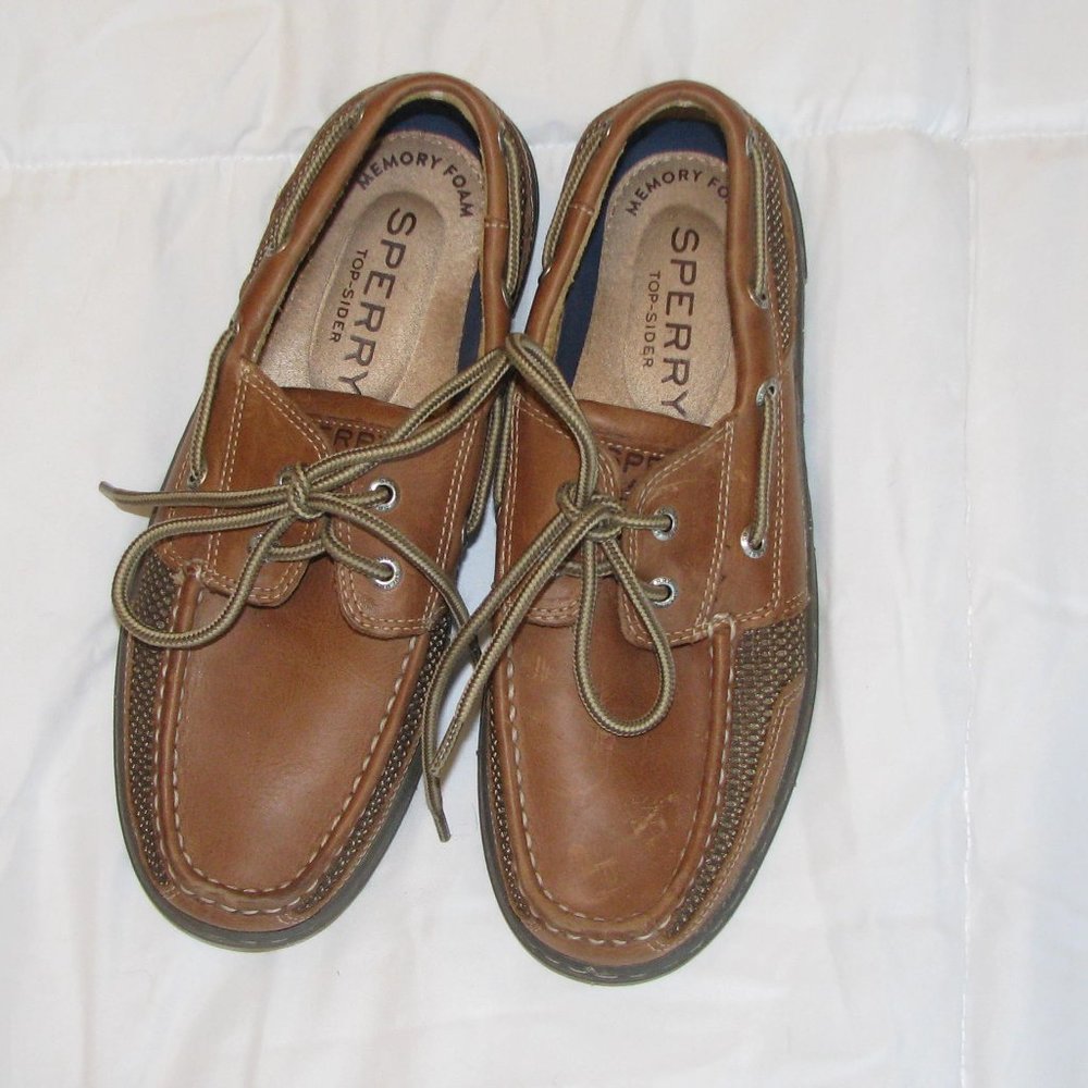 Shoes - Picture 2 of 3